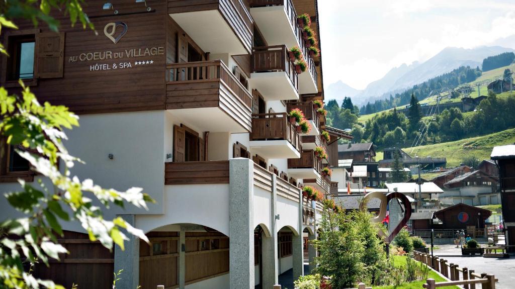 Au Coeur Du Village Ла-Клюсаз Экстерьер фото